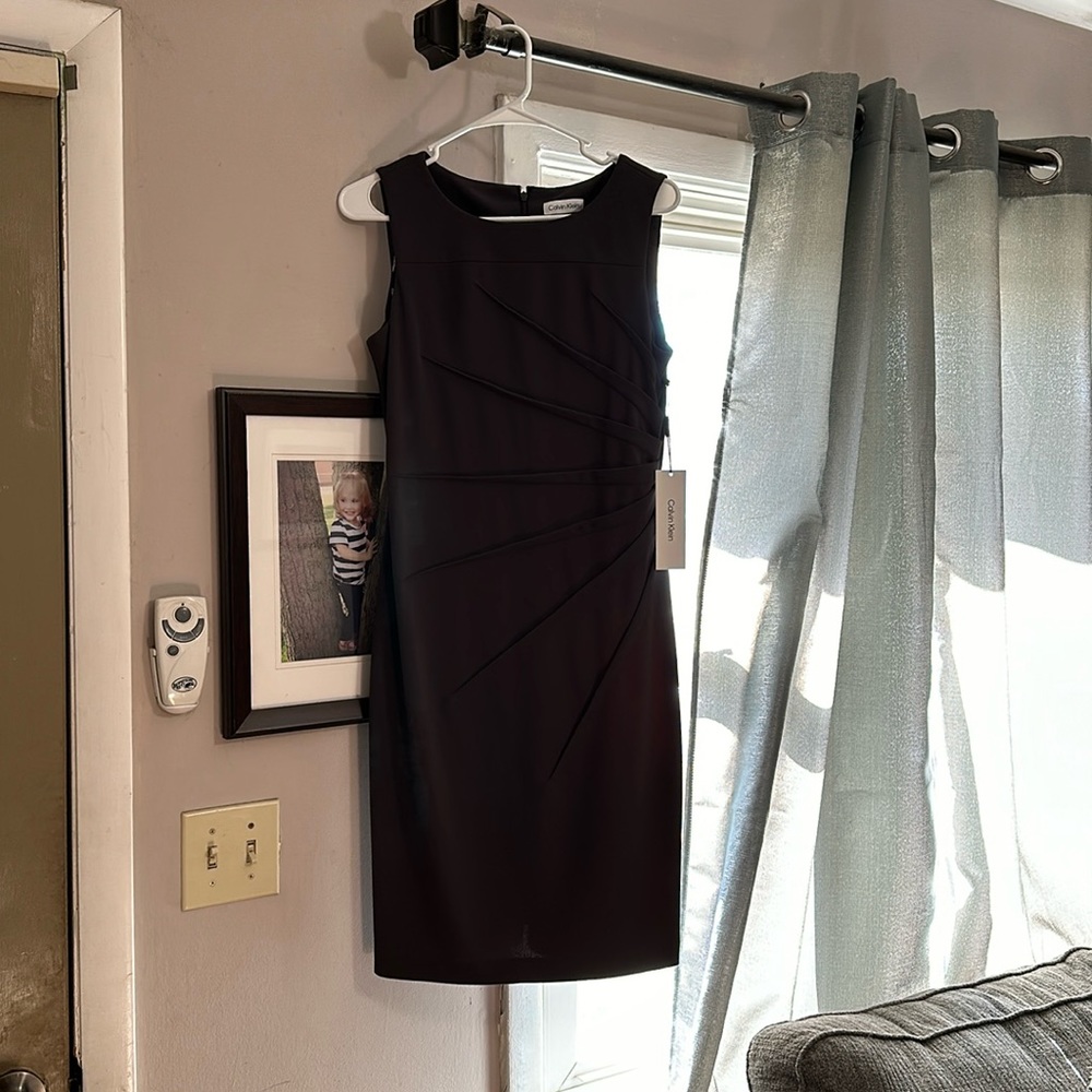 Brand New Gray Calvin Klein Sleeveless Dress - Size 6